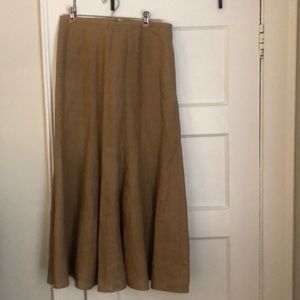 Fluted linen maxi skirt